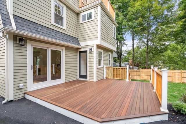46 Myrtle St, Newton, MA 02465
