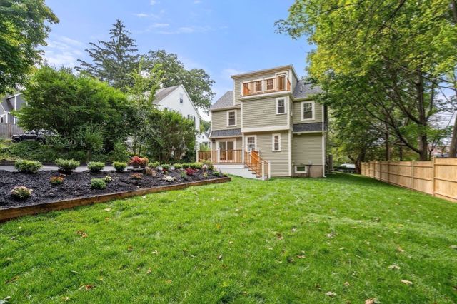 46 Myrtle St, Newton, MA 02465