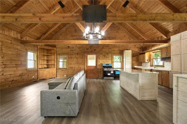 57128 Somerton Highway, Barnesville, OH 43713