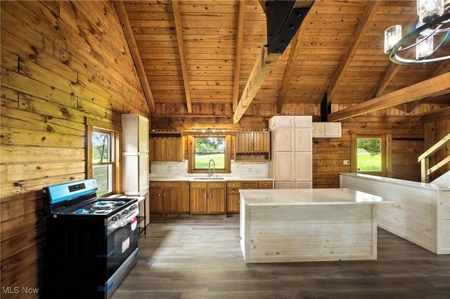 57128 Somerton Highway, Barnesville, OH 43713