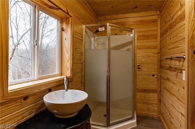 57128 Somerton Highway, Barnesville, OH 43713