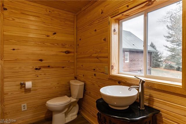 57128 Somerton Highway, Barnesville, OH 43713