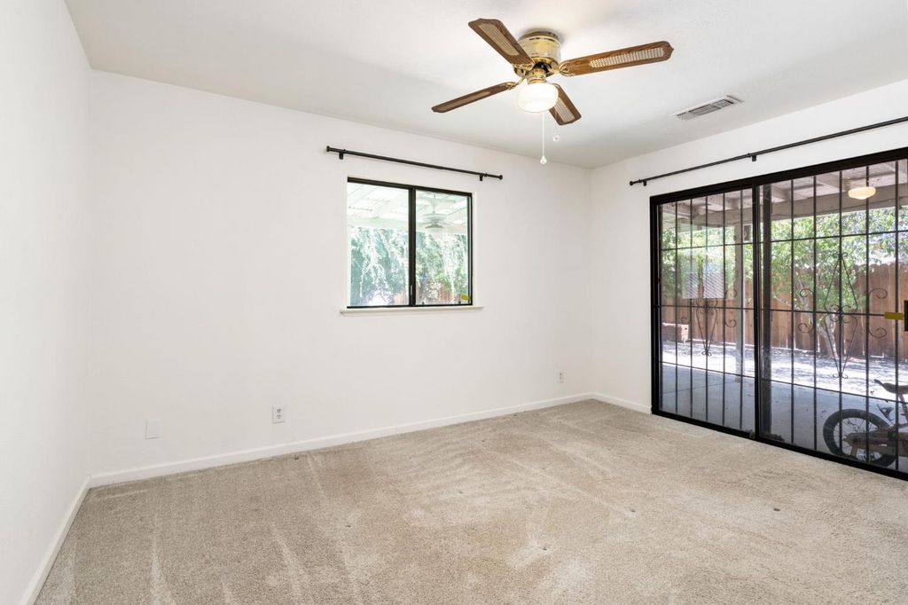 Image 22 of property listing at 2212 Goldridge Street, Selma, CA 93662