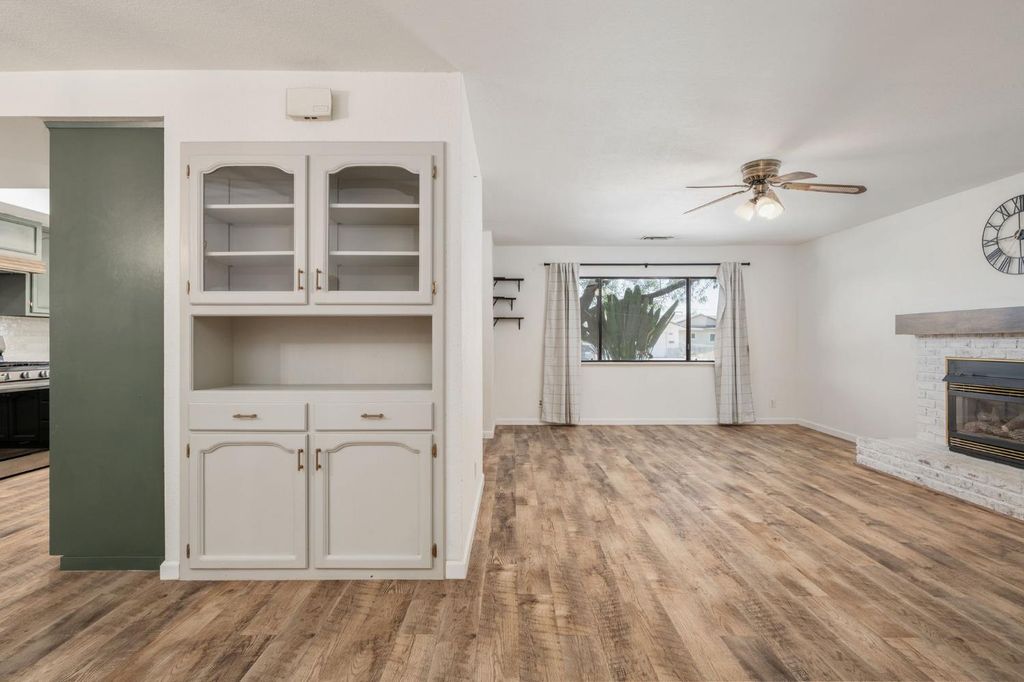 Image 4 of property listing at 2212 Goldridge Street, Selma, CA 93662
