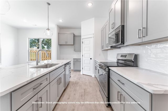 8771 Anise Drive, Centerton, AR 72719