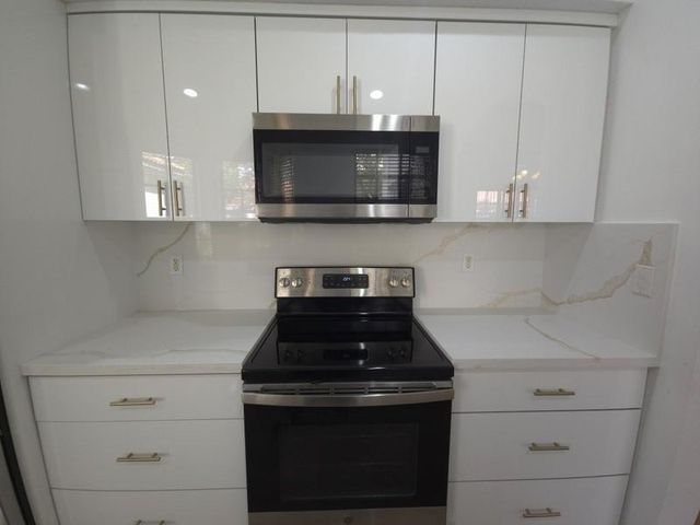 18713 SW 26th Street, Miramar, FL 33029