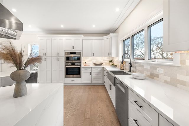 22 Mt. Zion Rd, Melrose, MA 02176