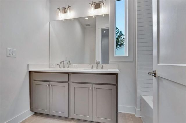 240 Rolison Way, Fayetteville, GA 30214