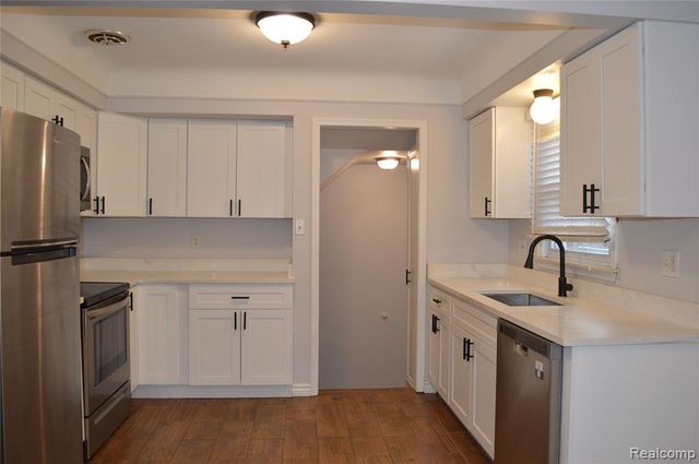 1065 Cloverlawn Boulevard, Lincoln Park, MI 48146