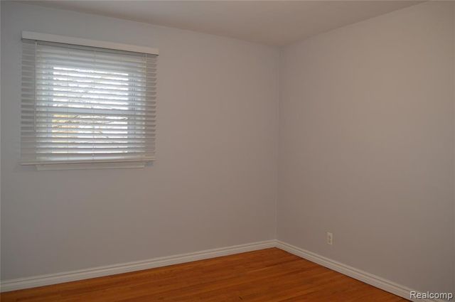 1065 Cloverlawn Boulevard, Lincoln Park, MI 48146