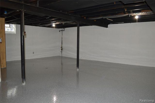 1065 Cloverlawn Boulevard, Lincoln Park, MI 48146