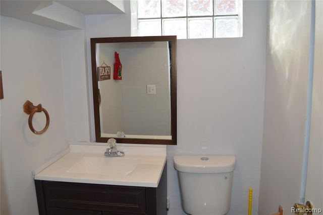 1065 Cloverlawn Boulevard, Lincoln Park, MI 48146