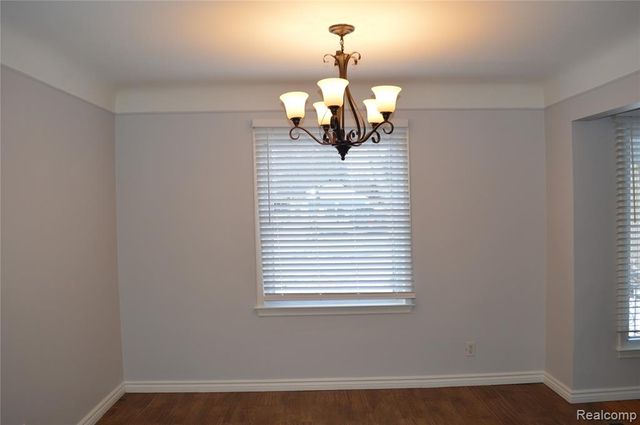 1065 Cloverlawn Boulevard, Lincoln Park, MI 48146