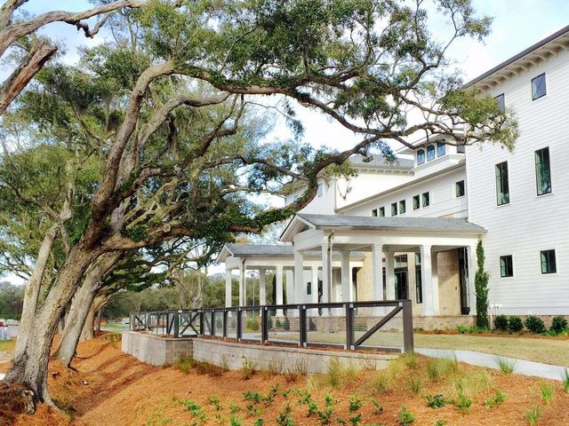 2304 Skyler Drive, Mount Pleasant, SC 29466