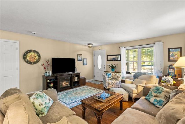 6 Rock Marsh Road UNIT A, Wareham, MA 02571