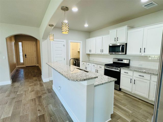 125 Millsaps CT, Bastrop, TX 78602