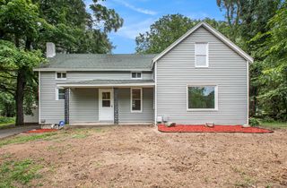 27996 Pine Lake Street, Edwardsburg, MI 49112