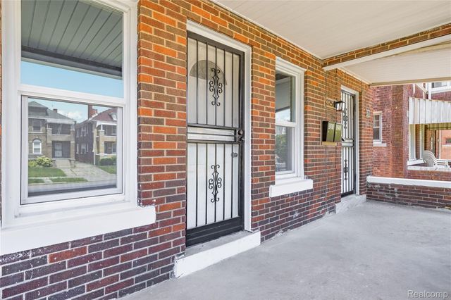 3251 Calvert Street, Detroit, MI 48206