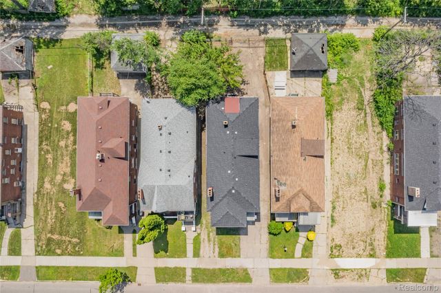 3251 Calvert Street, Detroit, MI 48206
