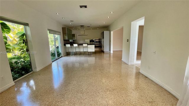 625 93rd St, Surfside, FL 33154