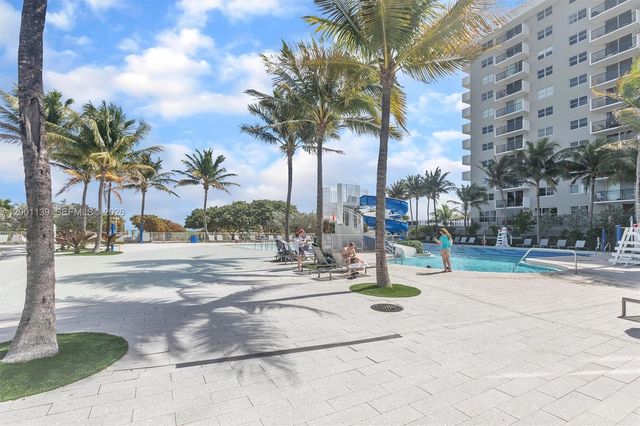 625 93rd St, Surfside, FL 33154