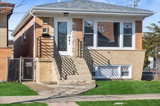 4740 S Rockwell Street, Chicago, IL 60632