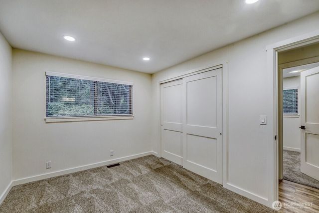 9632 S 216th St, Kent, WA 98031