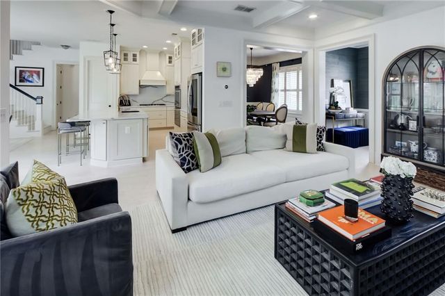 305 Valley Brook Way NE, Atlanta, GA 30342