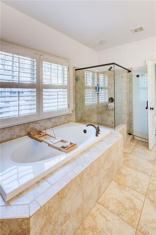 305 Valley Brook Way NE, Atlanta, GA 30342