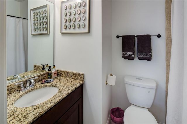 305 Valley Brook Way NE, Atlanta, GA 30342