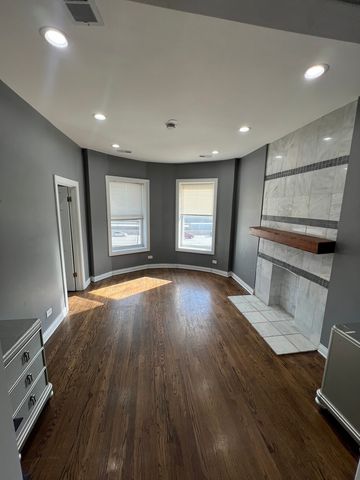 5354 S Wells Street, Chicago, IL 60609