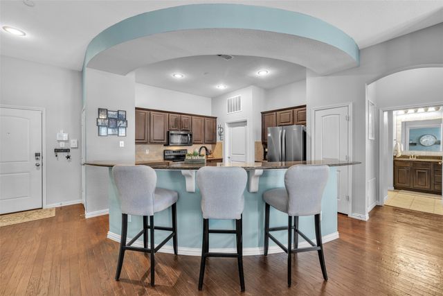 1025 W 10th Street 2105, Fort Worth, TX 76102