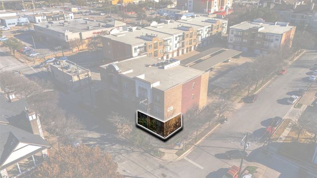 1025 W 10th Street 2105, Fort Worth, TX 76102