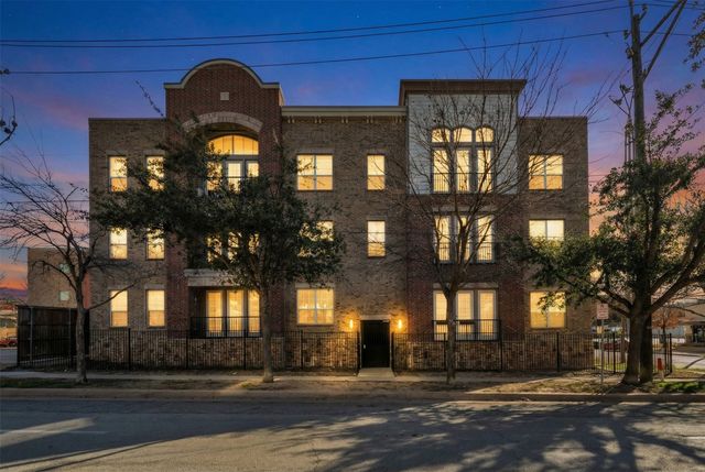 1025 W 10th Street 2105, Fort Worth, TX 76102