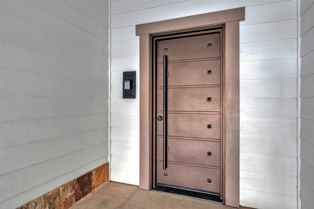 1025 W 10th Street 2105, Fort Worth, TX 76102