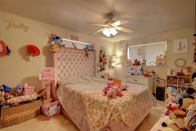 1914 Starling Court, Cleburne, TX 76033