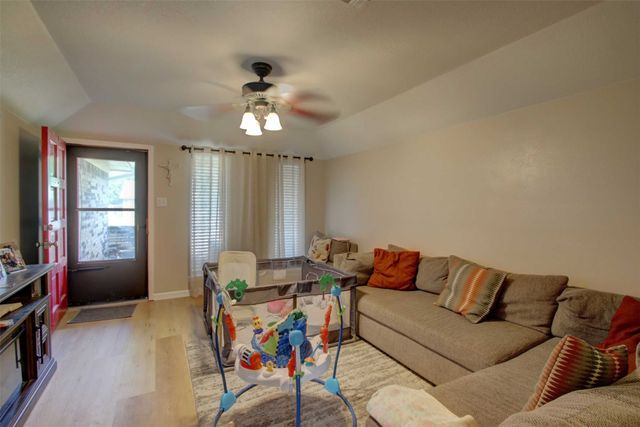 1914 Starling Court, Cleburne, TX 76033