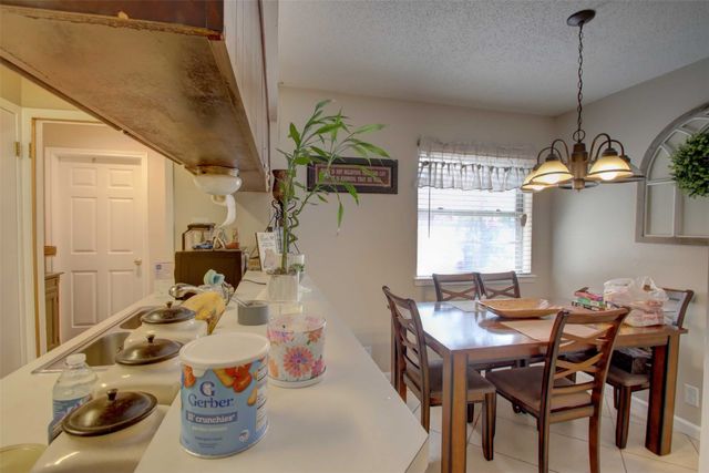 1914 Starling Court, Cleburne, TX 76033