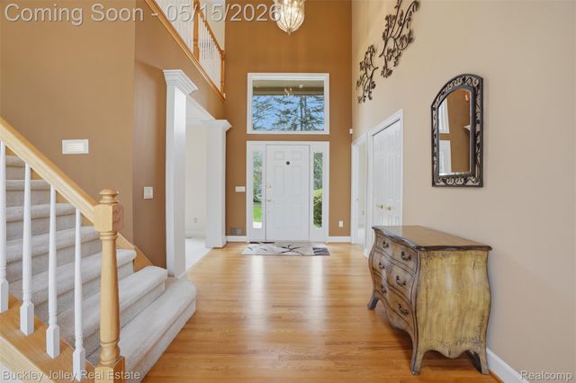 7919 Alta Vista Drive, Hamburg Township, MI 48169