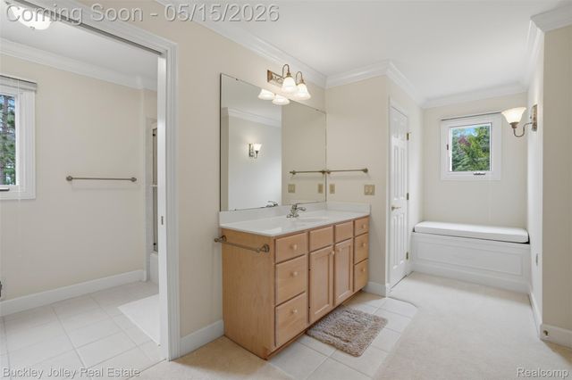 7919 Alta Vista Drive, Hamburg Township, MI 48169