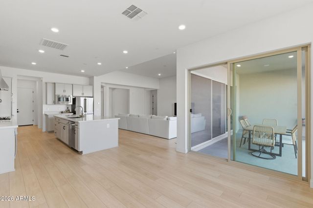 3736 W LODGE Drive, Laveen, AZ 85339