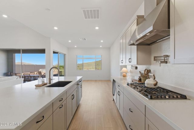 3736 W LODGE Drive, Laveen, AZ 85339