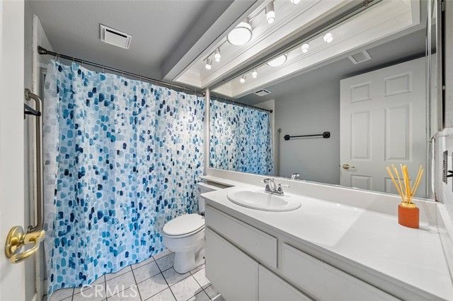 15660 Laguna, Lake Elsinore, CA 92530