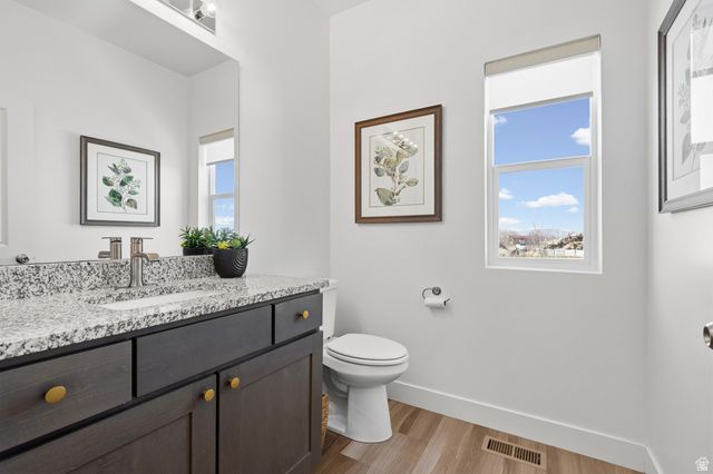 960 S 650 W, Farmington, UT 84025