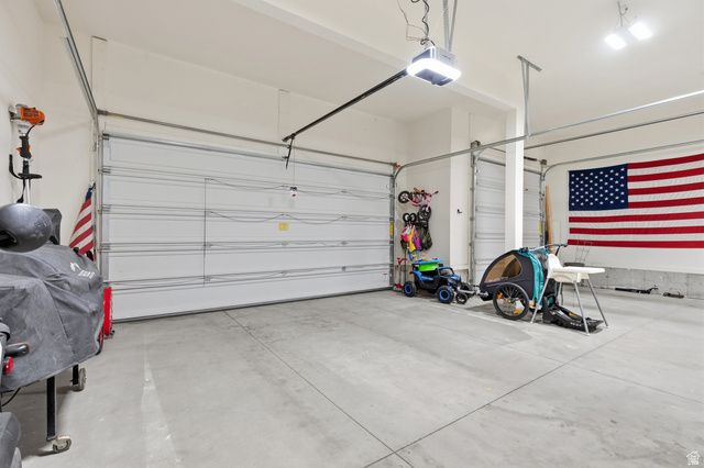 960 S 650 W, Farmington, UT 84025