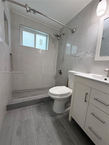 6604 Raleigh St, Hollywood, FL 33024