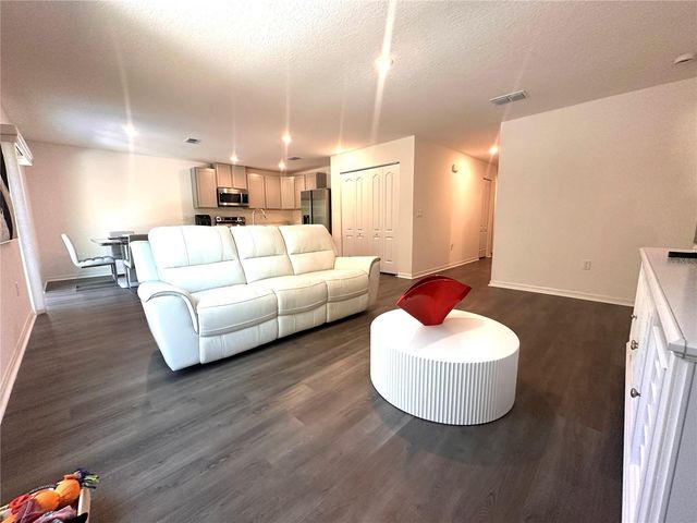 8847 N PITCAIRN WAY, Citrus Springs, FL 34434