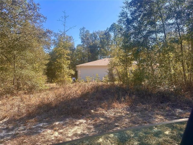 8847 N PITCAIRN WAY, Citrus Springs, FL 34434