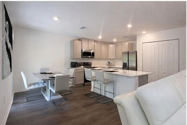 8847 N PITCAIRN WAY, Citrus Springs, FL 34434