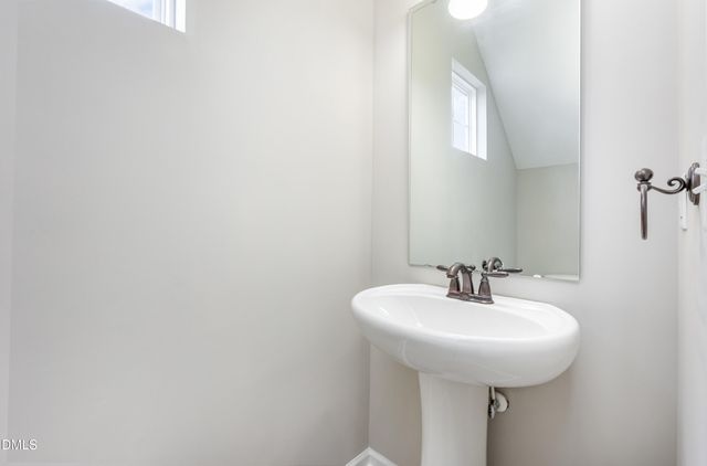 240 E Quailwood Drive, Fuquay Varina, NC 27526